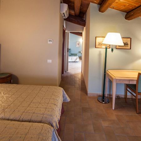 Hotel Residence Diamantina Ferrara Bagian luar foto
