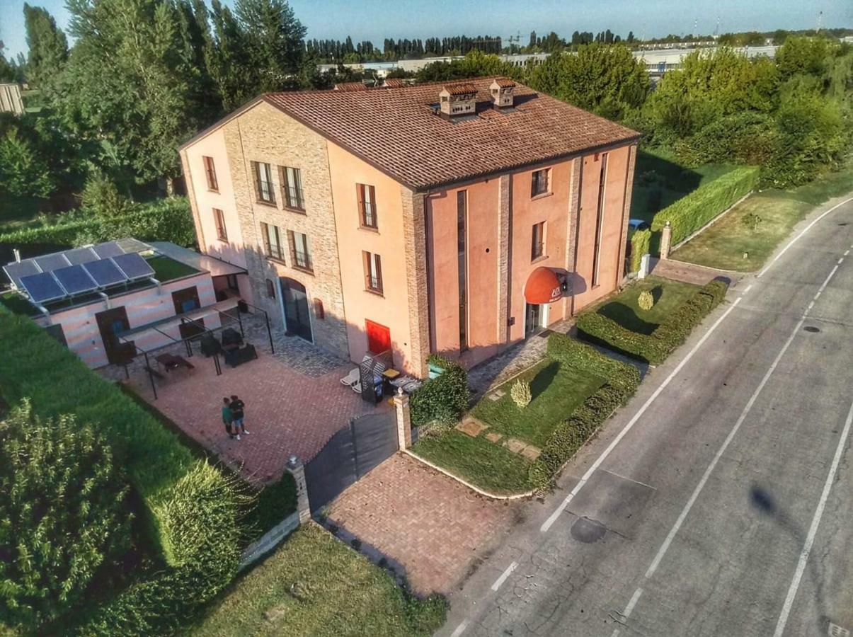 Hotel Residence Diamantina Ferrara Bagian luar foto